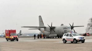 EXPLOZIE LA UN STRAND. Victimele cu arsuri grave transportate cu un avion C-27J Spartan la Bucuresti