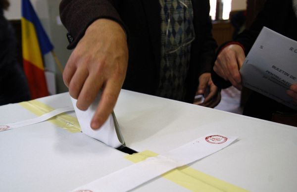 Sondaj INSCOP: 47,5% dintre romani ar vota o femeie pentru functia de presedinte