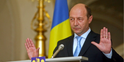De ce i-a sunat Traian Basescu pe Laura Codruta Kovesi si pe Florian Coldea