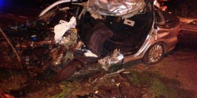 Imagini de cosmar de la accidentul de pe DN3. Sfarsit cumplit pentru 3 tineri: ucisi de viteza pe loc, dupa ce masina in care se aflau 