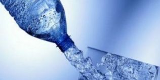 Beneficii si contraindicatii ale apei minerale. De ce trebuie evitat in totalitate consumul de sifon